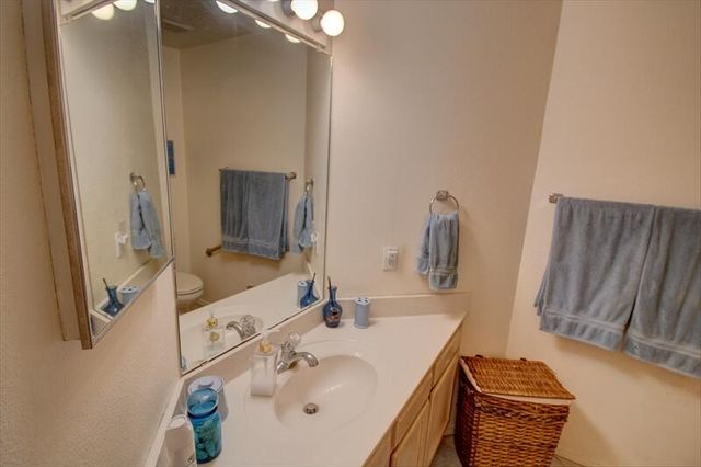 8120 Corte De Aguila NW, Albuquerque, NM 87120