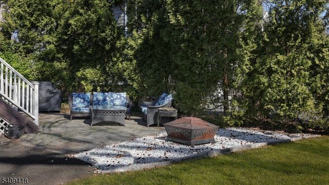 634 Lenox Ave, Westfield Town, NJ 07090