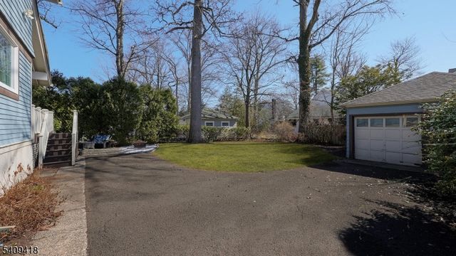 634 Lenox Ave, Westfield Town, NJ 07090