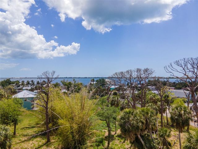 W COWLES STREET, Englewood, FL 34223