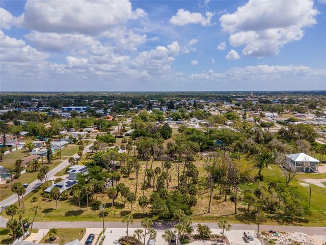 W COWLES STREET, Englewood, FL 34223