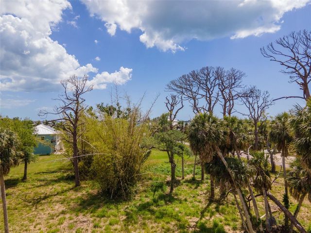 W COWLES STREET, Englewood, FL 34223