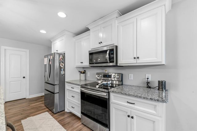 3036 Valley Creek Rd, Culleoka, TN 38451