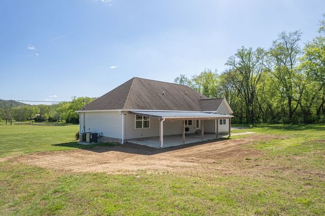 3036 Valley Creek Rd, Culleoka, TN 38451
