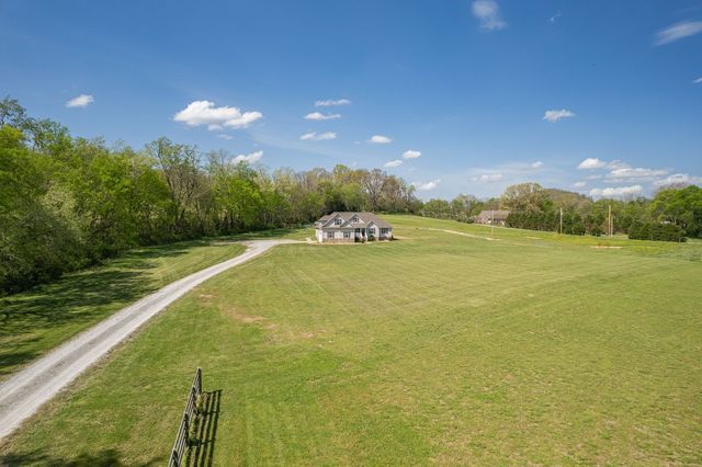 3036 Valley Creek Rd, Culleoka, TN 38451