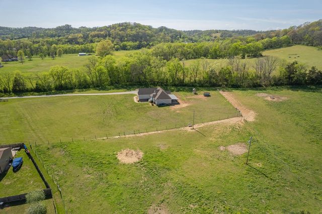 3036 Valley Creek Rd, Culleoka, TN 38451