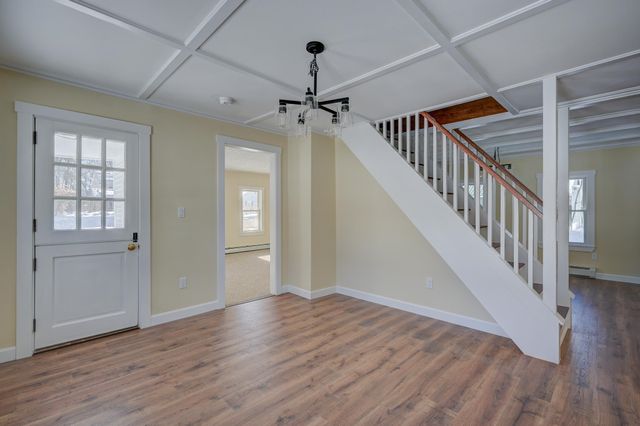 215 Hillside Avenue, Conway, NH 03818