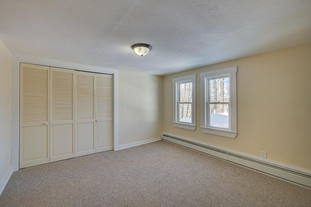 215 Hillside Avenue, Conway, NH 03818