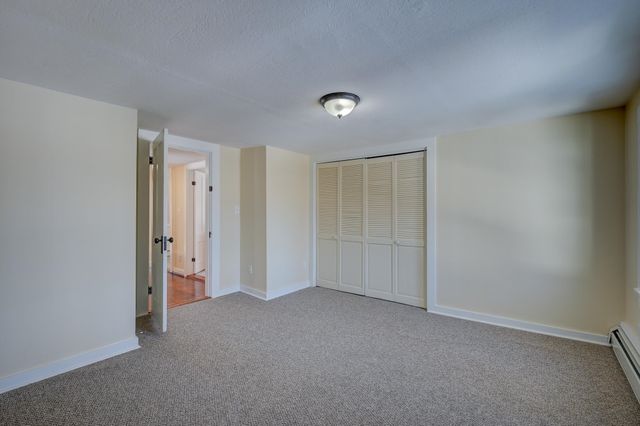 215 Hillside Avenue, Conway, NH 03818