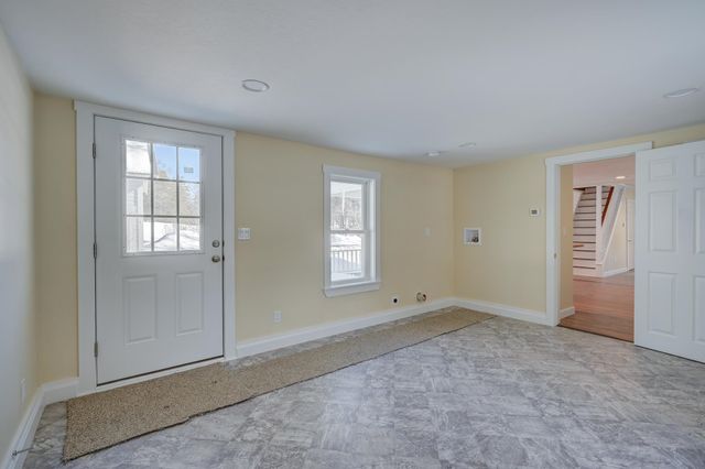 215 Hillside Avenue, Conway, NH 03818