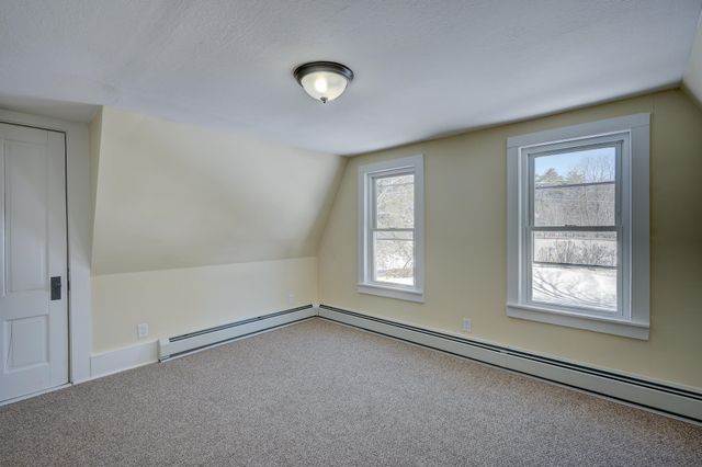 215 Hillside Avenue, Conway, NH 03818