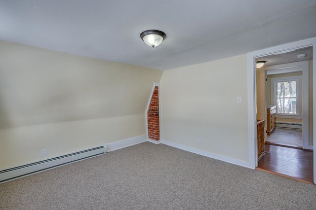 215 Hillside Avenue, Conway, NH 03818