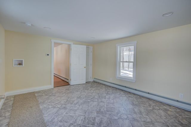 215 Hillside Avenue, Conway, NH 03818