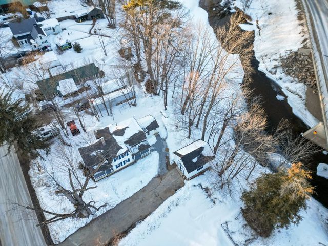 215 Hillside Avenue, Conway, NH 03818