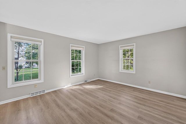 9 Court Of Brixham, Madison, WI 53705