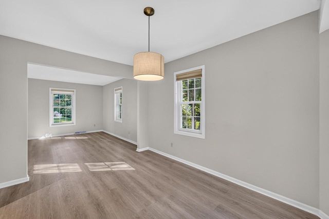9 Court Of Brixham, Madison, WI 53705