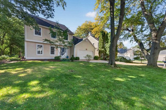9 Court Of Brixham, Madison, WI 53705