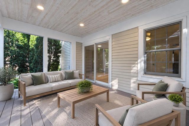 9 Court Of Brixham, Madison, WI 53705