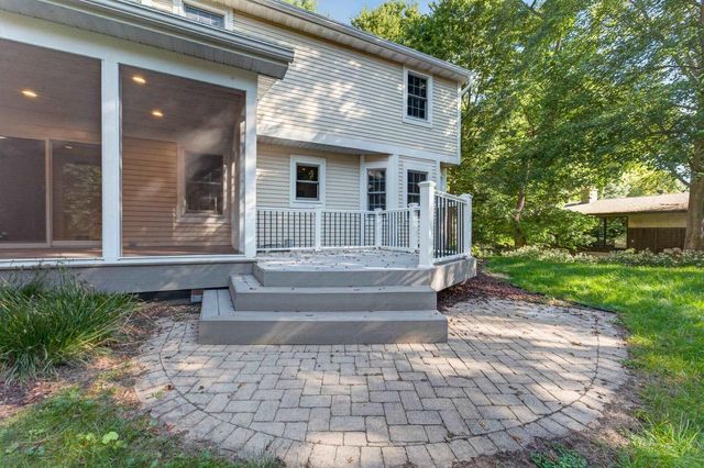 9 Court Of Brixham, Madison, WI 53705