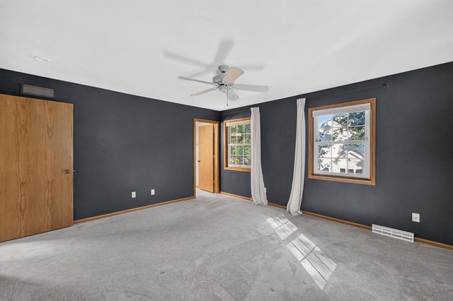 9 Court Of Brixham, Madison, WI 53705