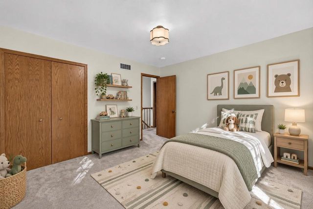 9 Court Of Brixham, Madison, WI 53705
