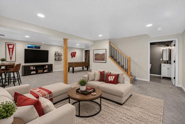 9 Court Of Brixham, Madison, WI 53705