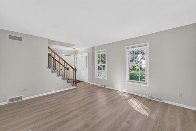 9 Court Of Brixham, Madison, WI 53705