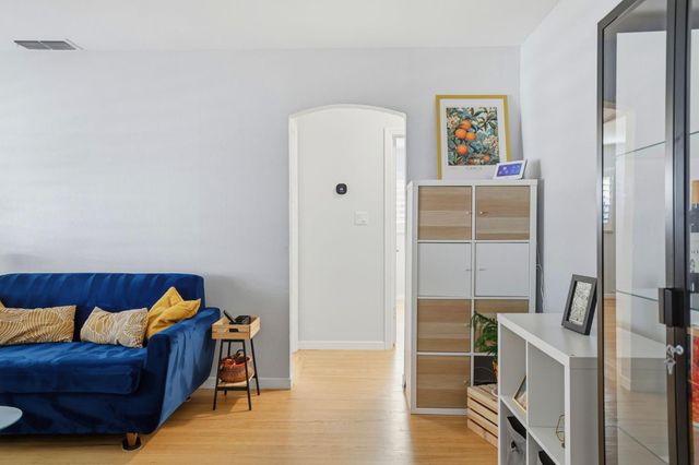 1332 62nd St, Sacramento, CA 95819