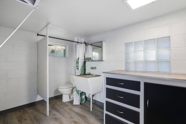 1332 62nd St, Sacramento, CA 95819