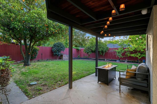 1332 62nd St, Sacramento, CA 95819