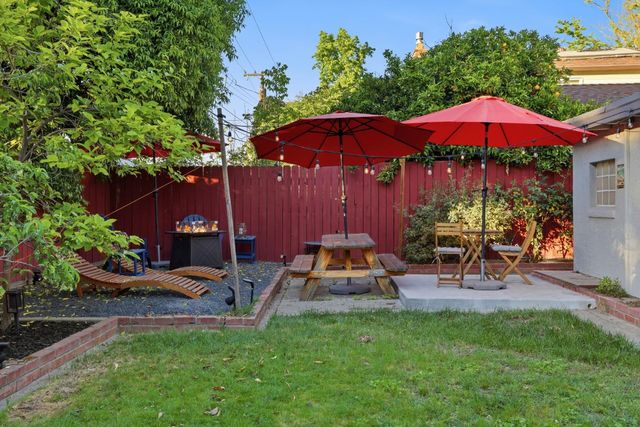 1332 62nd St, Sacramento, CA 95819