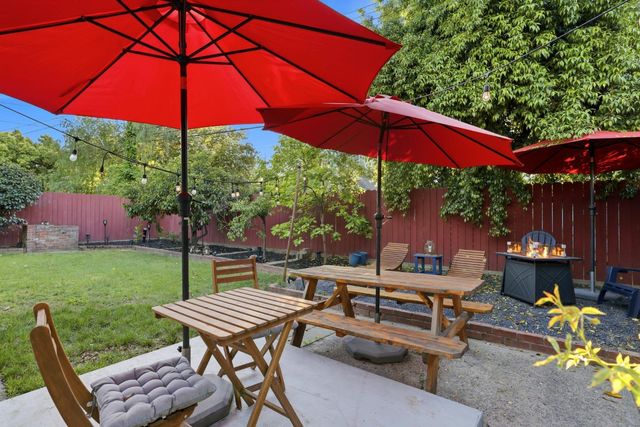 1332 62nd St, Sacramento, CA 95819