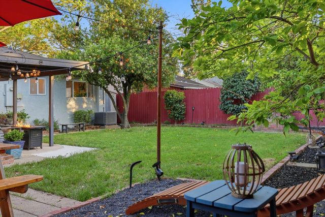 1332 62nd St, Sacramento, CA 95819