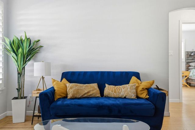 1332 62nd St, Sacramento, CA 95819