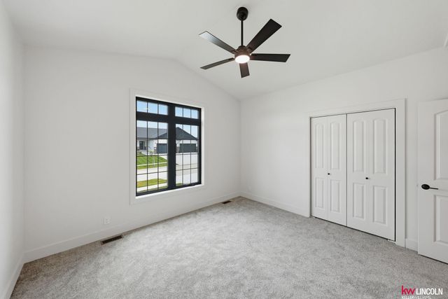 605 N 108 Street, Lincoln, NE 68527