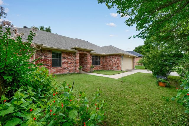 3301 Sycamore Drive, Flower Mound, TX 75028
