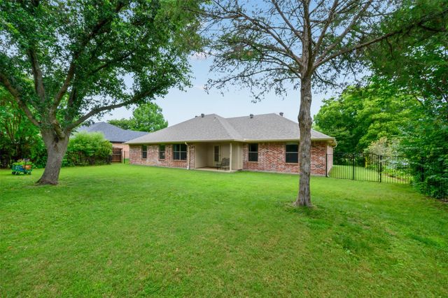 3301 Sycamore Drive, Flower Mound, TX 75028