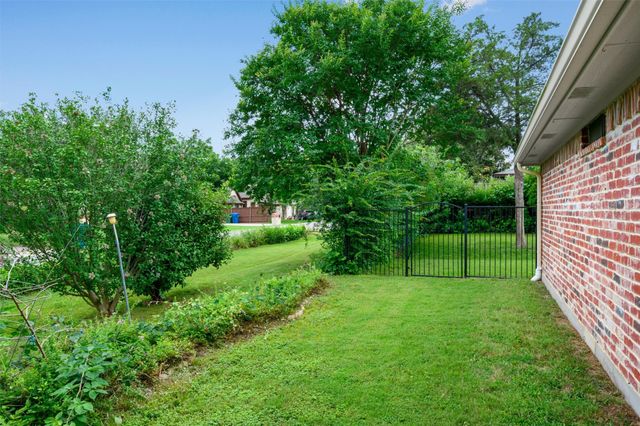 3301 Sycamore Drive, Flower Mound, TX 75028