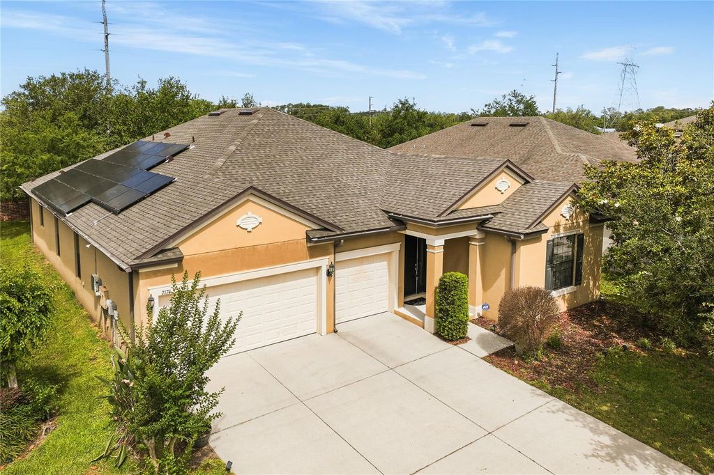 Image 1 of property listing at 7174 BEEK STREET, Windermere, FL 34786