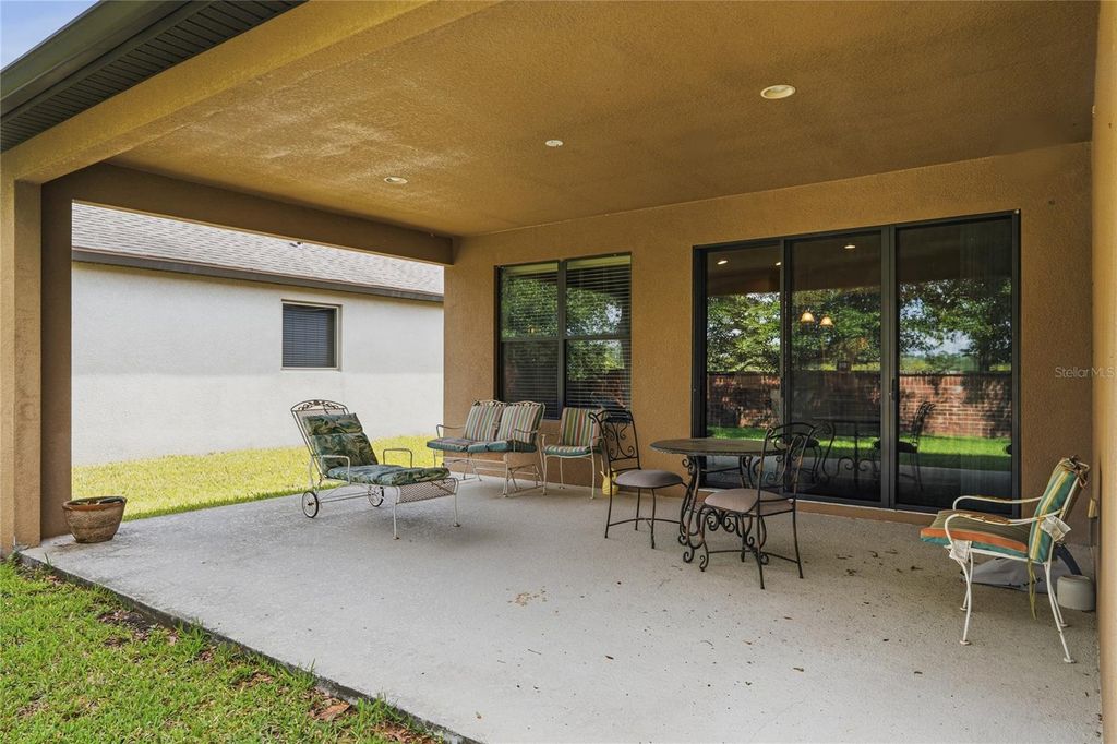Image 37 of property listing at 7174 BEEK STREET, Windermere, FL 34786