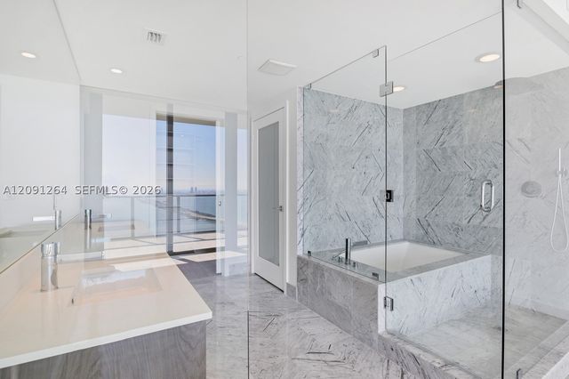 3131 NE 7th Ave 4803, Miami, FL 33137