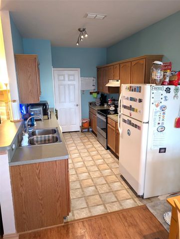 3404 Austin Street, Gainesville, TX 76240