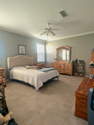 3404 Austin Street, Gainesville, TX 76240