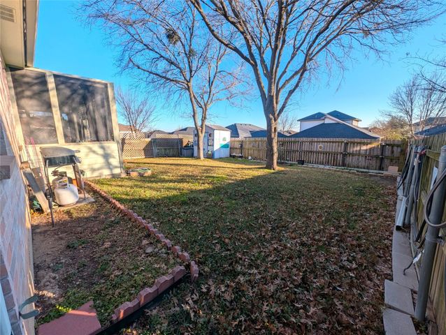 3404 Austin Street, Gainesville, TX 76240