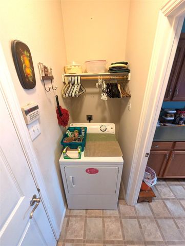 3404 Austin Street, Gainesville, TX 76240