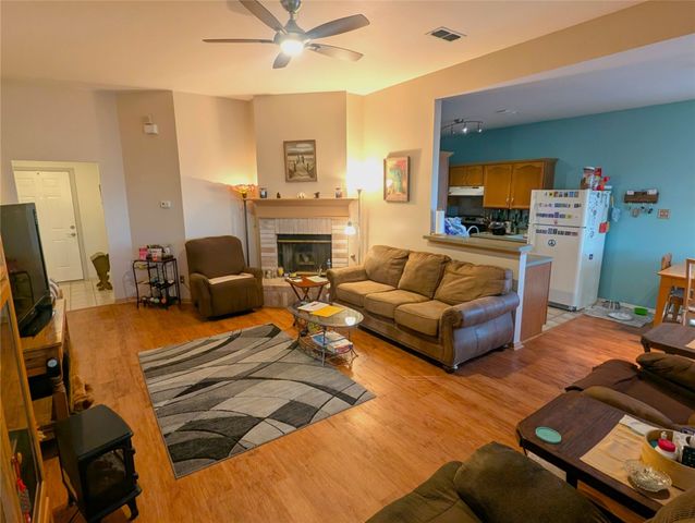 3404 Austin Street, Gainesville, TX 76240