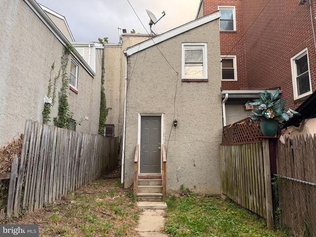108 N POPPLETON ST, Baltimore, MD 21201