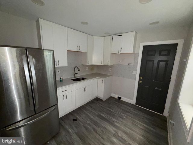 108 N POPPLETON ST, Baltimore, MD 21201