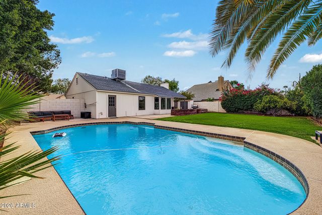 3612 W SARAGOSA Street, Chandler, AZ 85226