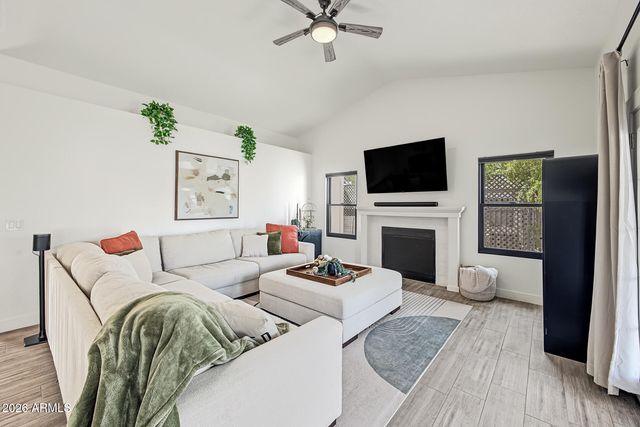 3612 W SARAGOSA Street, Chandler, AZ 85226